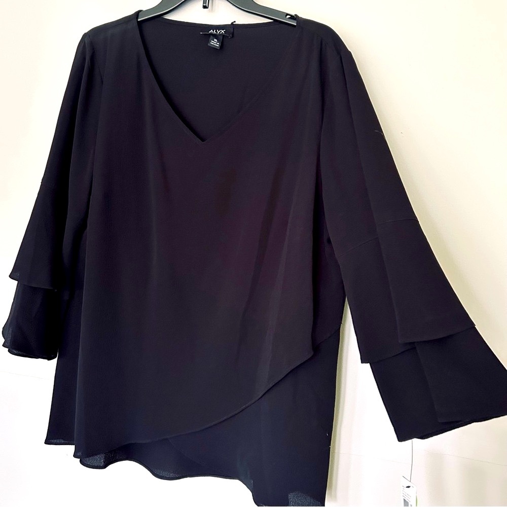 NWT - Alyx Women's Black V-Neck Top Romantic Layered Sleeves Size XL
